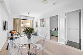 Central Chic Stay